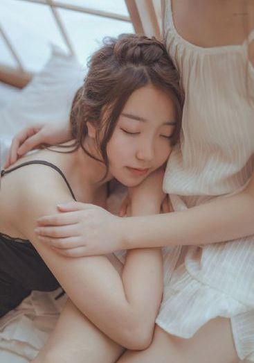 偷偷亲爱的电视剧免费观看_蓝光在线播放观看