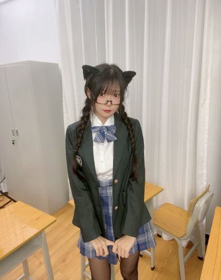 免费观看性生交大片女神_BD英语全集免费观看
